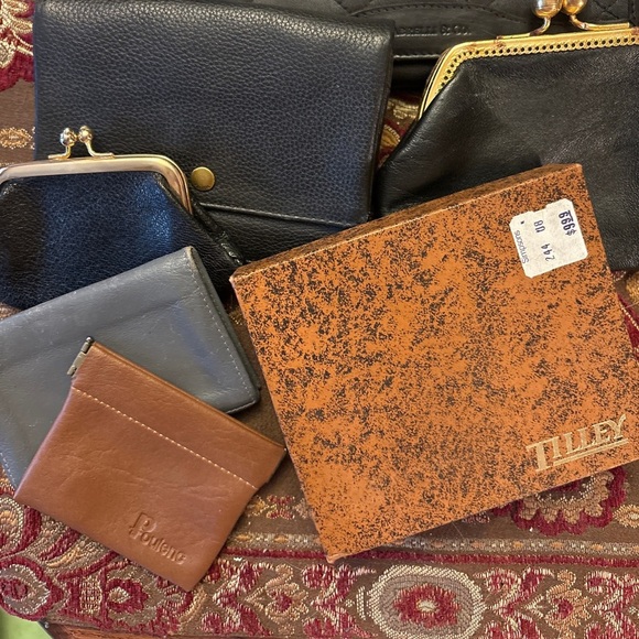 2 Sets of 7 Vintage Leather Wallets & Coin Purses. Set of Seven Sold Separately - Picture 2 of 9